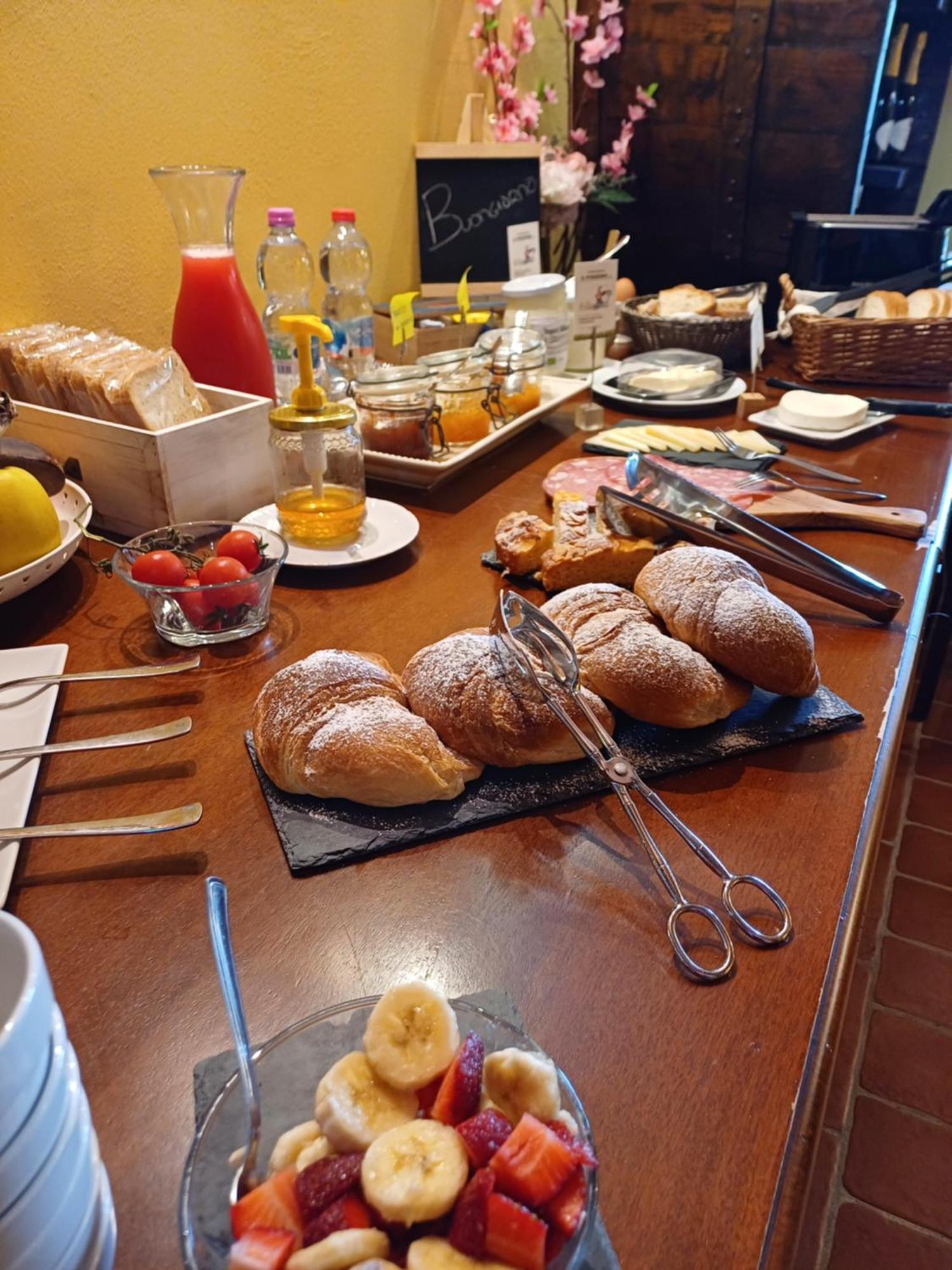 Agriturismo Terre Di Toscana 테리치올라 외부 사진